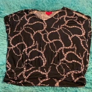 Jennifer Lopez cold shoulder shirt